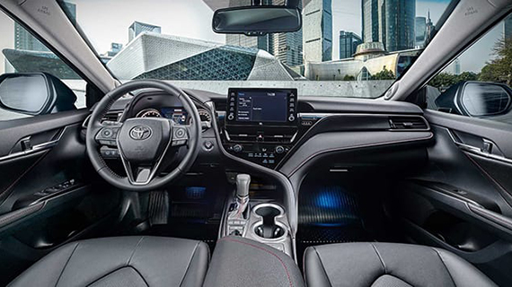 Фото интерьера Toyota Camry