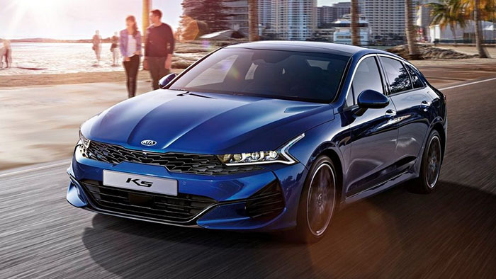 «Впечатляет притязательных!»: встречайте долгожданную новинку – KIA K5 фото 1