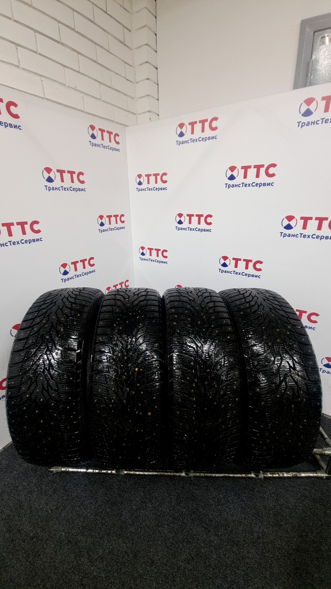 Шины Б\У Pirelli Formula Ice 225/55 R1
