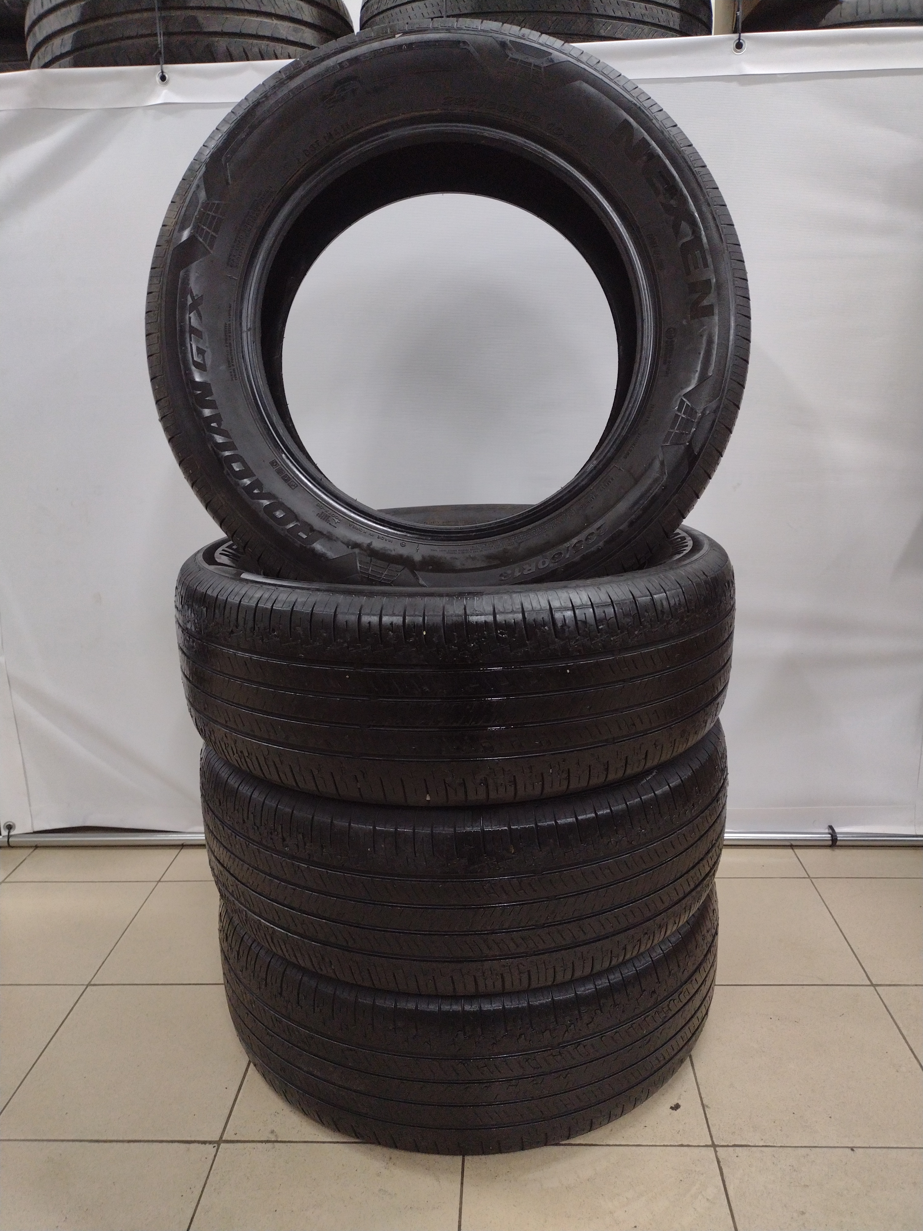 Шины Б\У Nexen Roadian GTX 235/60 R18 