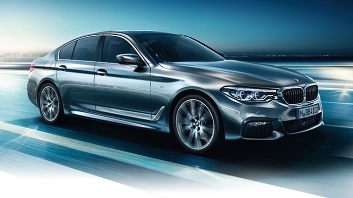 Реальное время: В Казани презентовали BMW 5-Series седьмого поколения фото 1