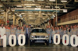 Завод Renault в России выпустил 100-тысячный Duster фото 1