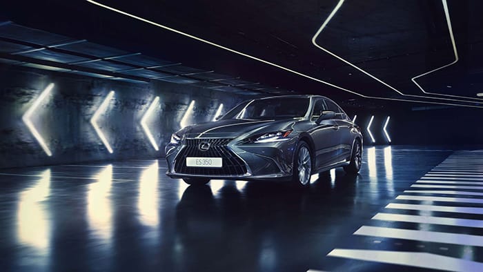Служит вашему комфорту: встречайте обновлённый Lexus ES фото 1