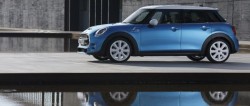 Новый 5-дверный MINI фото 1