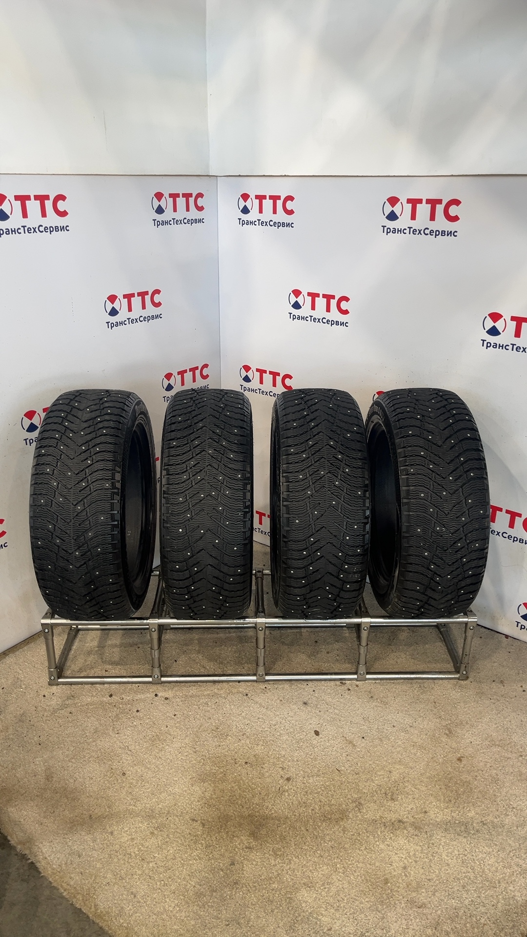 Шины Б/У 235/55 R18 104T Cordiant Snow
