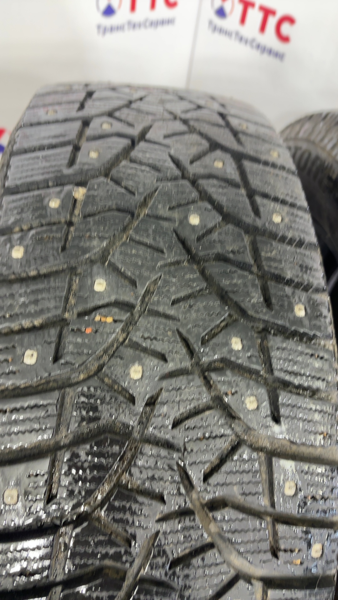 Шины Б\У Bridgestone Blizzak Spike 02 