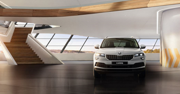 SKODA KAROQ – безошибочно узнаваемый в потоке. фото 1