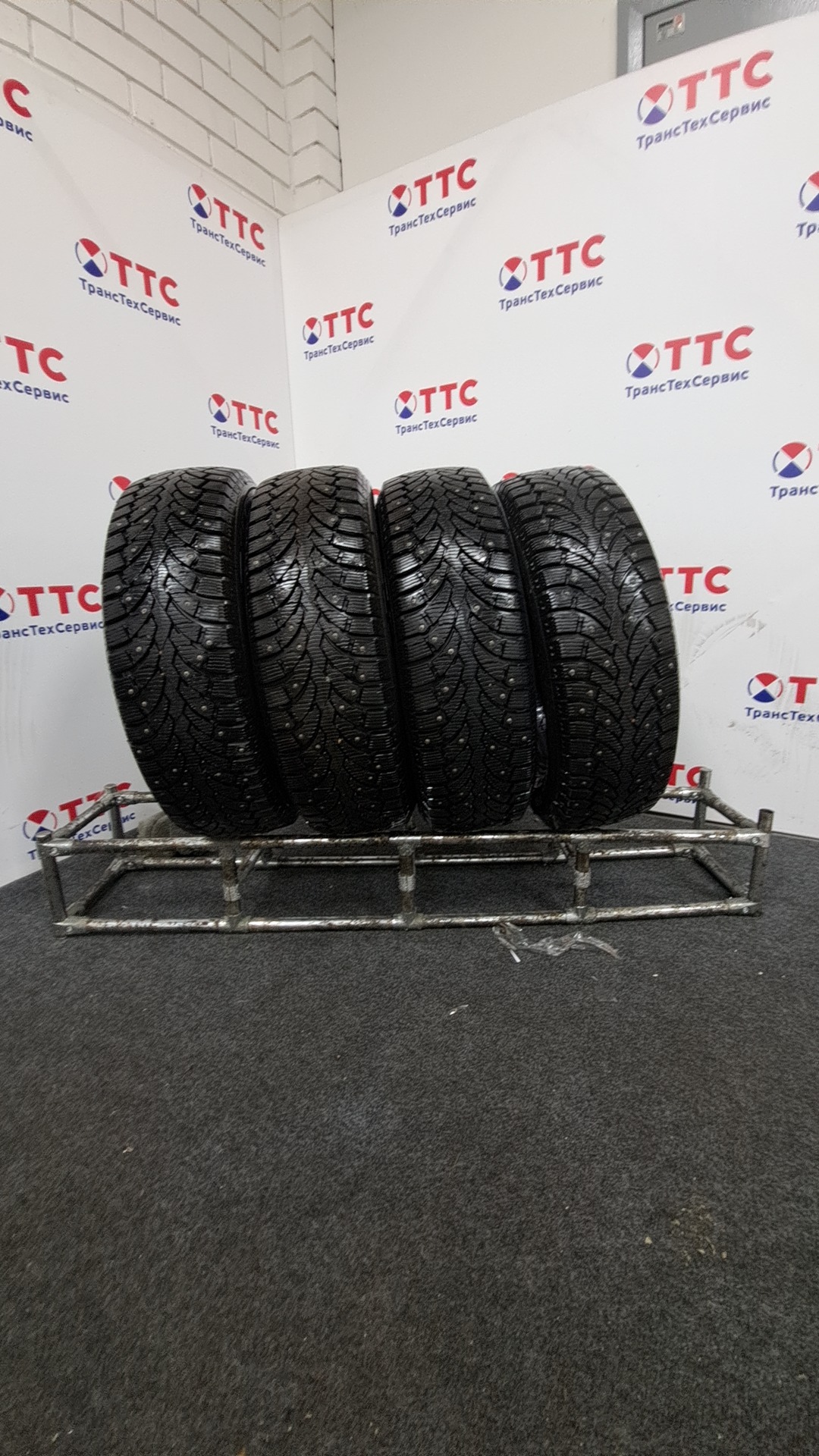 Шины Б\У Pirelli Ice Zero 215/65 R16 T