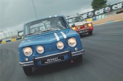 ПЯТЬ RENAULT 8 GORDINI ПРИМУТ УЧАСТИЕ В 17-м РАЛЛИ РЕТРОАВТОМОБИЛЕЙ В МОНТЕ-КАРЛО фото 1
