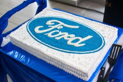 В Уфе открылся новый дилерский центр FORD! фото 1