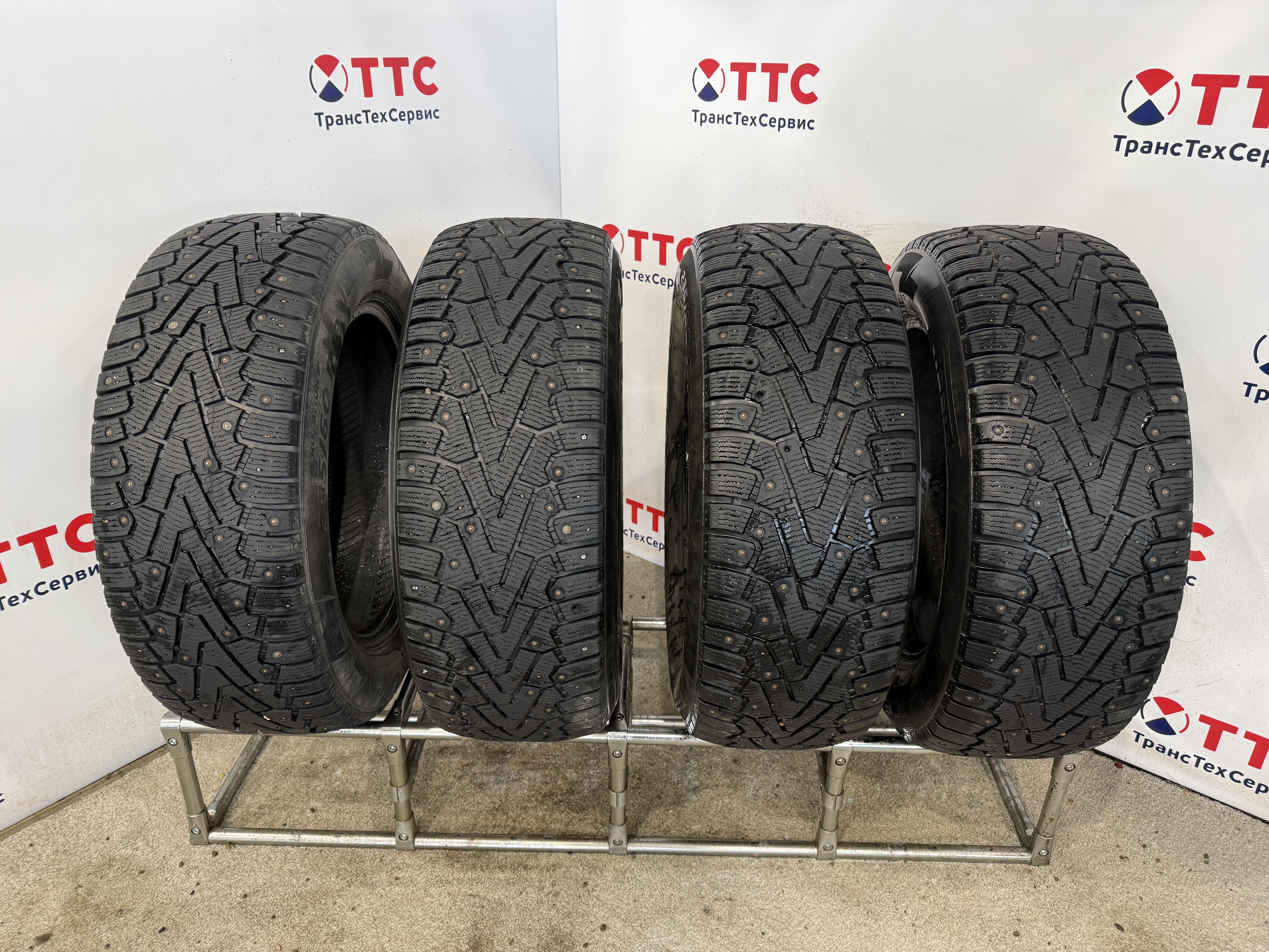 Шины Б\У Pirelli Winter Ice Zero 235/6