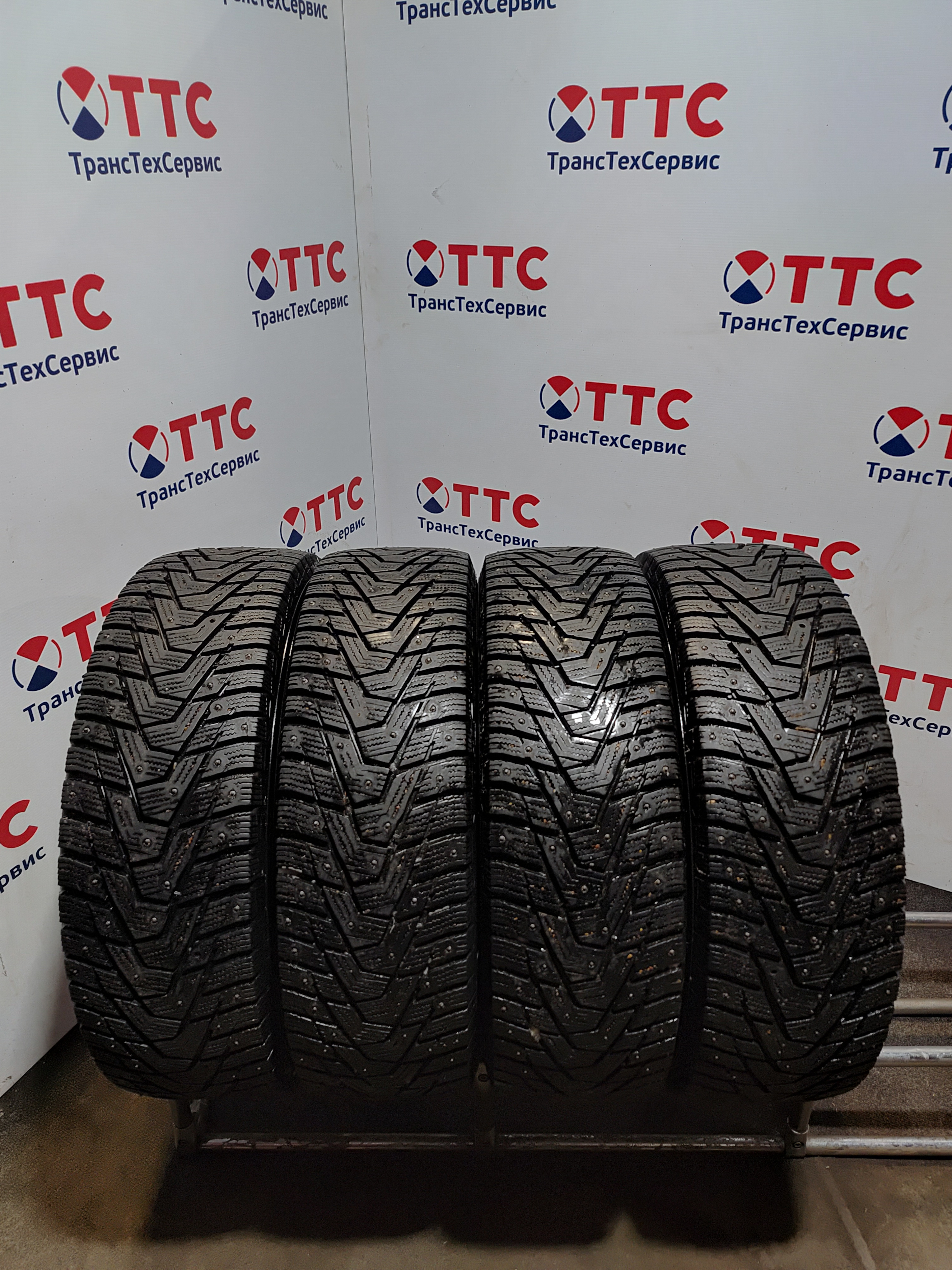 Шина Б/У 215/60 R17 100T Hankook Winte