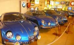 RENAULT CLASSIC ОТКРЫВАЕТ СВОЮ СТРАНИЧКУ В ИНТЕРНЕТЕ фото 1