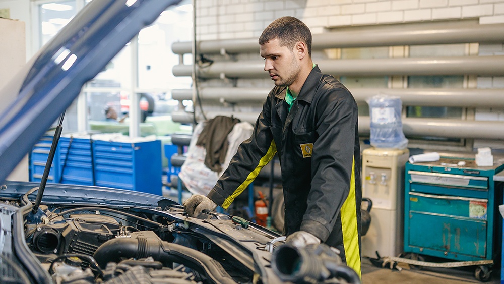 Главное автосервисе. Renault service. Техобслуживание Рено. Сервисное обслуживание Рено.