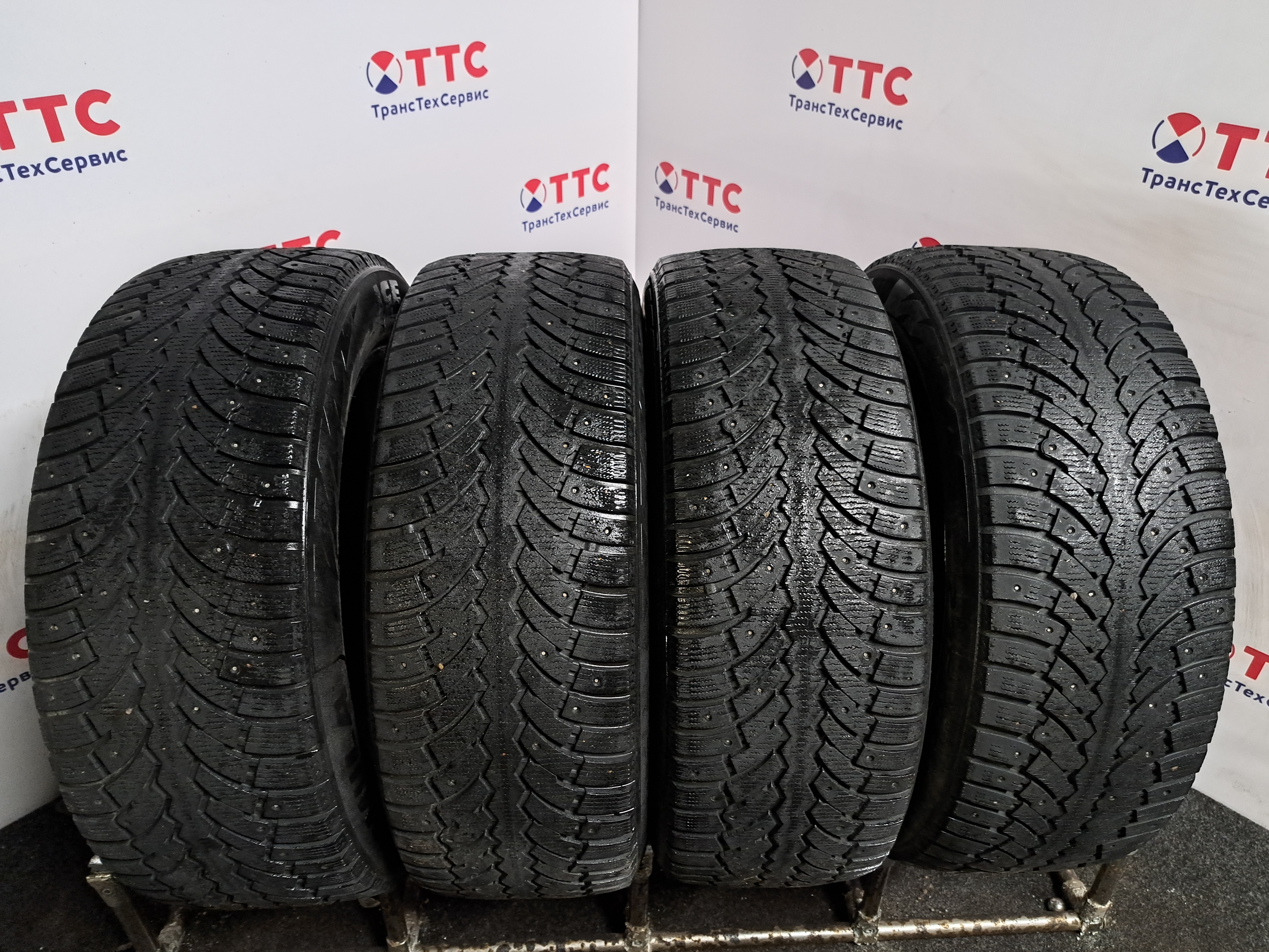 Шины Б\У Pirelli Formula Ice 235/55 R1