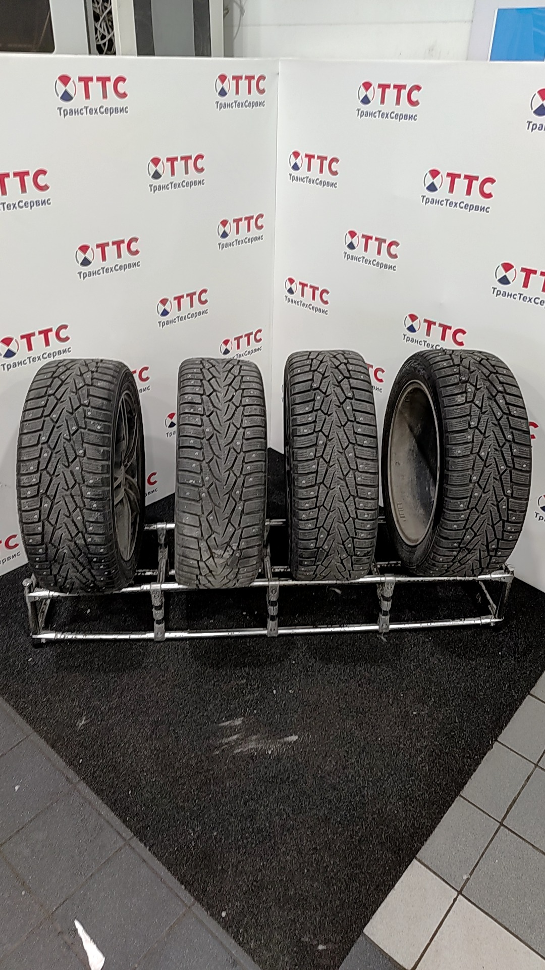 Шины Б\У Nokian Nordman 7 215/50 R17 T