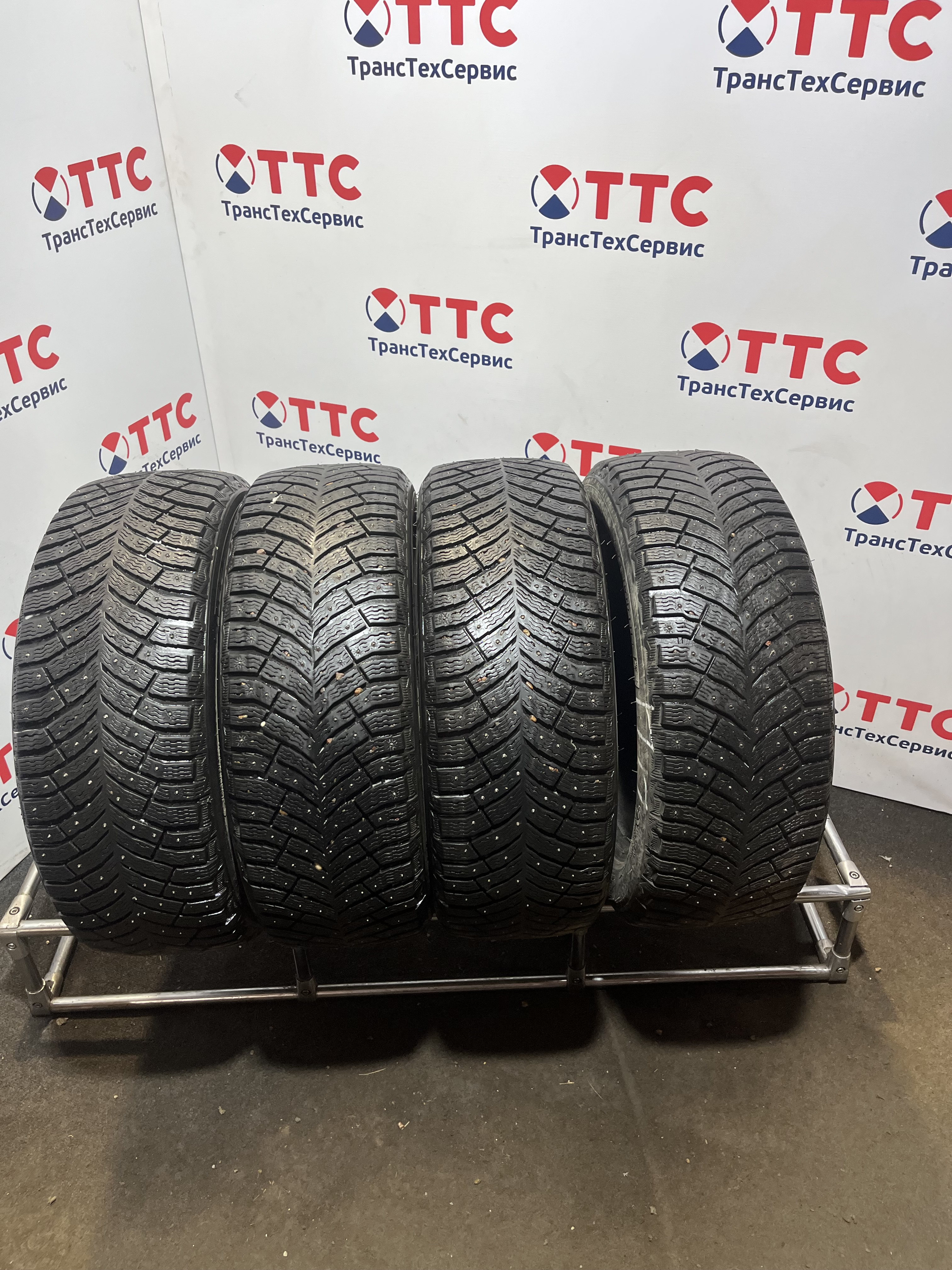 Шины  Б\У Michelin X-Ice North 4 215/5