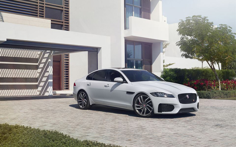Jaguar_XF_S.jpg