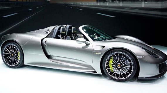 porsche_570.jpg Porsche 918