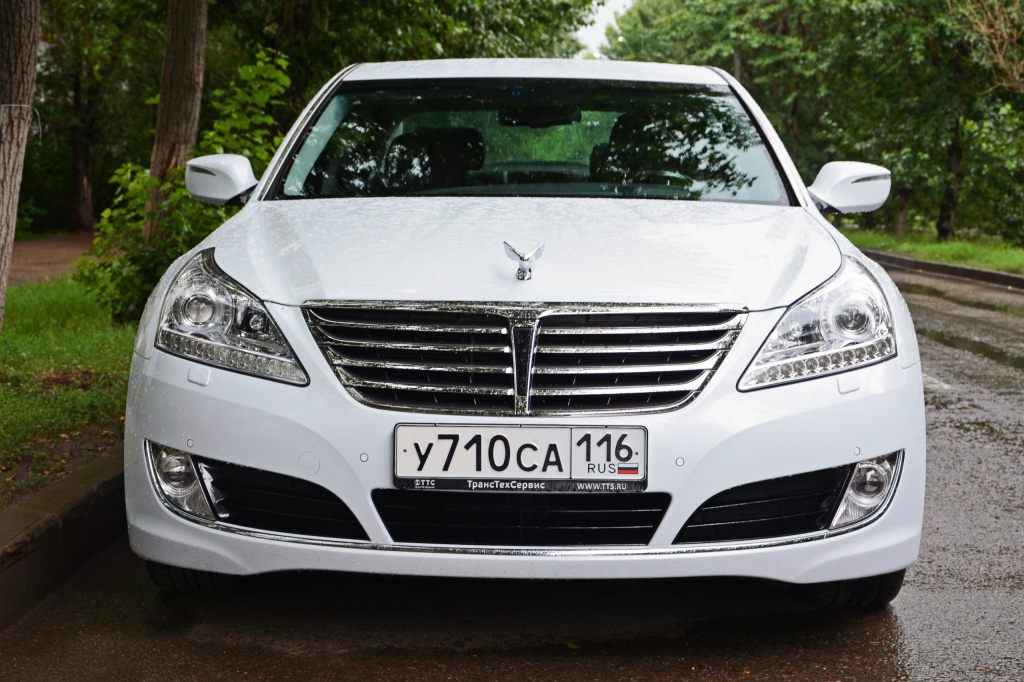 Hyundai Equus