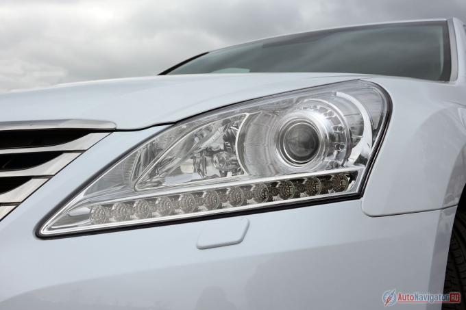 Hyundai Equus